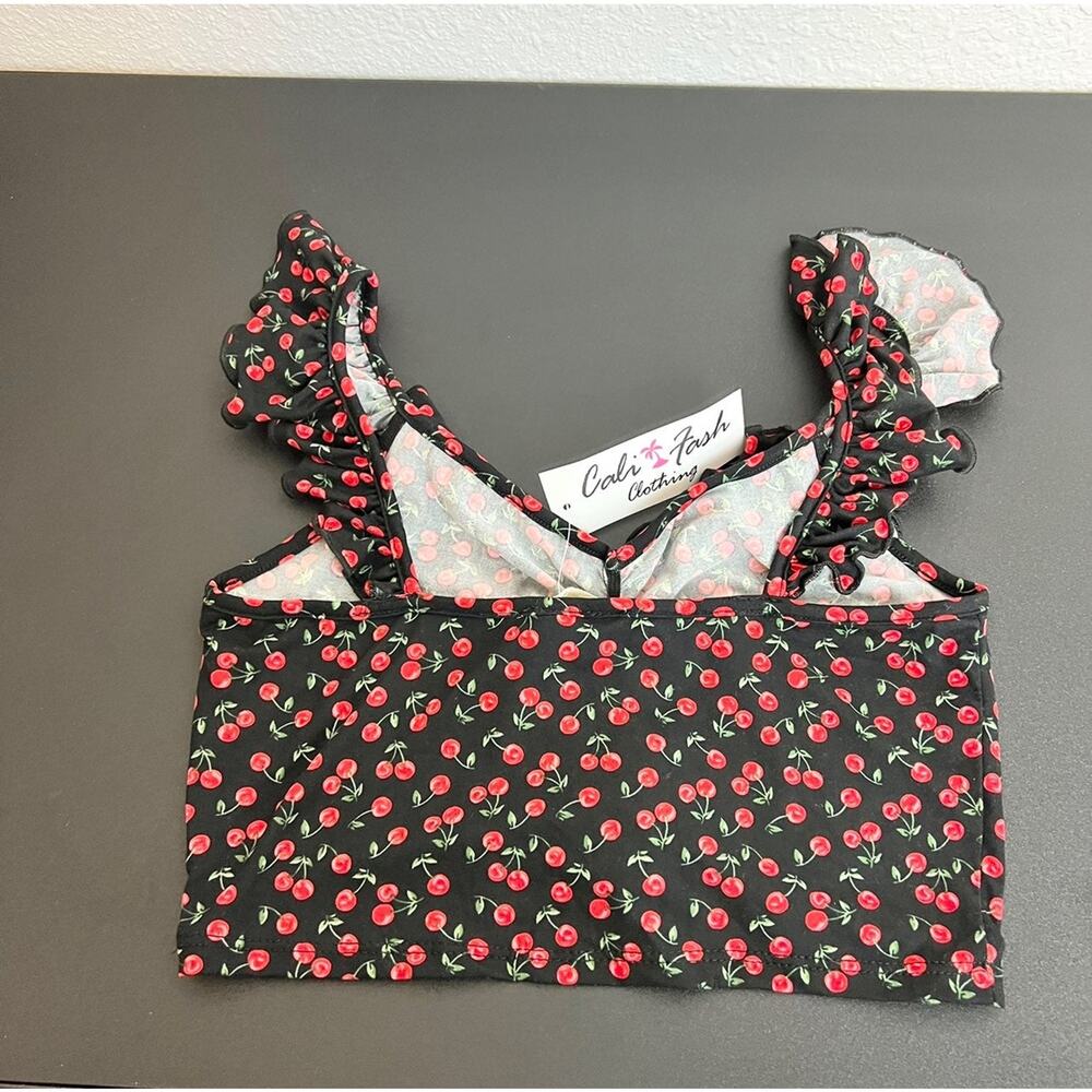 Cherry crop top shirt size small - Picture 3 of 3